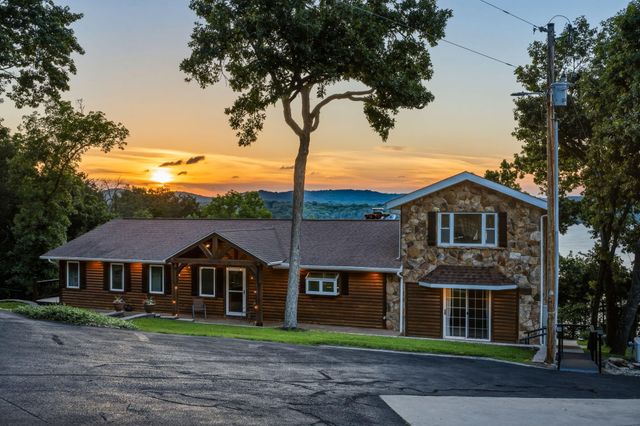 213 Hydes Hollow Lane, Lampe, MO 65681