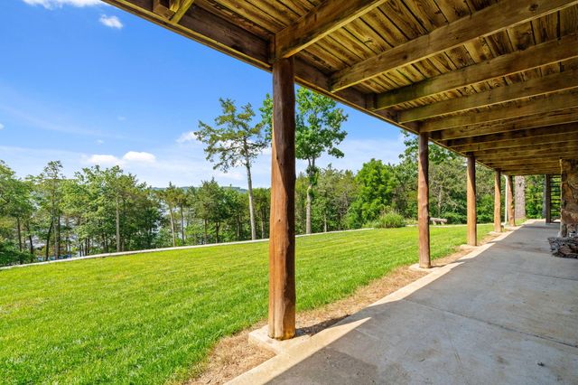 213 Hydes Hollow Lane, Lampe, MO 65681