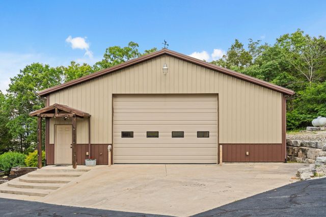 213 Hydes Hollow Lane, Lampe, MO 65681