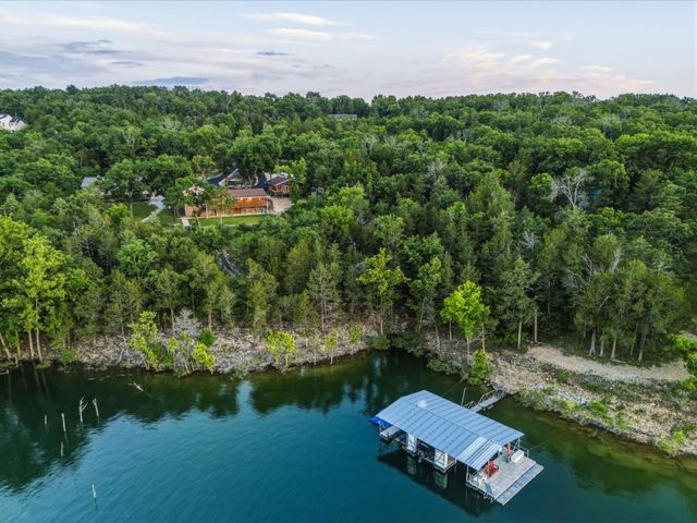 213 Hydes Hollow Lane, Lampe, MO 65681