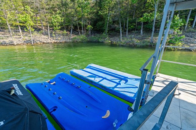 213 Hydes Hollow Lane, Lampe, MO 65681