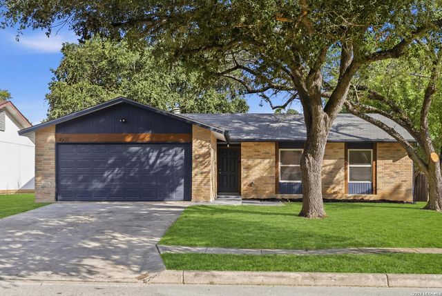 4935 GREY HAWK DR, San Antonio, TX 78217
