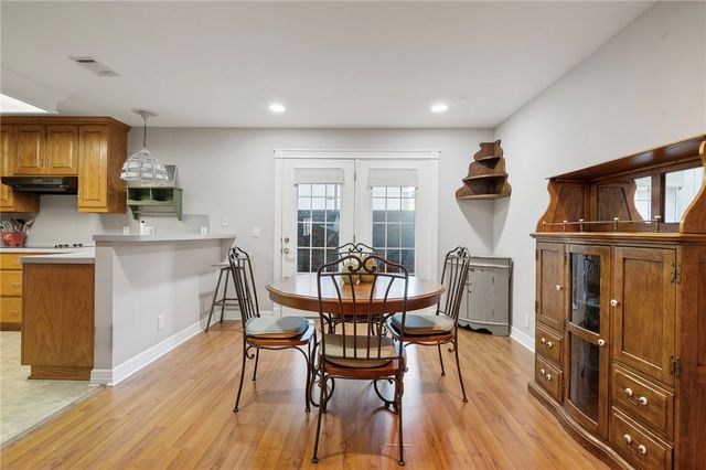 1206 Brook Hollow Court, Bryan, TX 77802