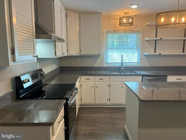 22595 OLD ROLLING RD, California, MD 20619