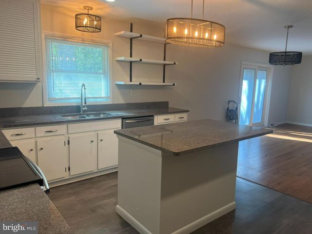 22595 OLD ROLLING RD, California, MD 20619