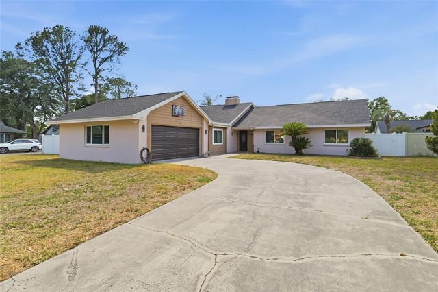 11807 NICKLAUS CIRCLE, Tampa, FL 33624