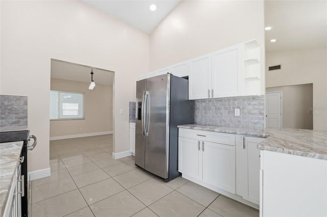 11807 NICKLAUS CIRCLE, Tampa, FL 33624