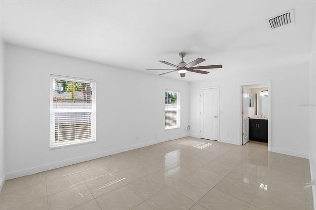 11807 NICKLAUS CIRCLE, Tampa, FL 33624