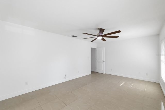 11807 NICKLAUS CIRCLE, Tampa, FL 33624