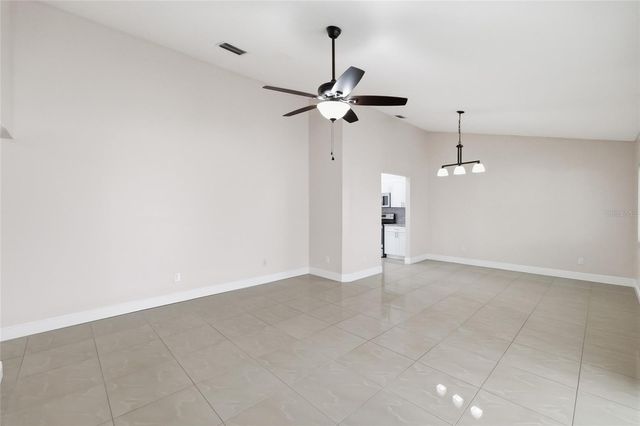 11807 NICKLAUS CIRCLE, Tampa, FL 33624