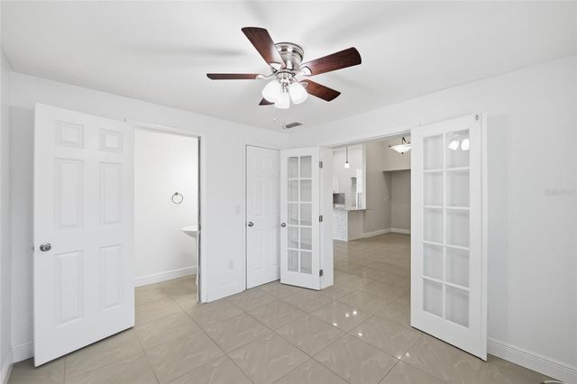 11807 NICKLAUS CIRCLE, Tampa, FL 33624