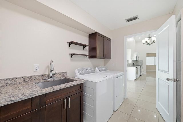 11807 NICKLAUS CIRCLE, Tampa, FL 33624