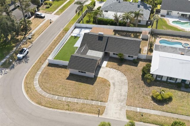 11807 NICKLAUS CIRCLE, Tampa, FL 33624
