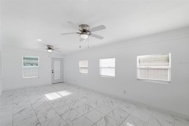 11807 NICKLAUS CIRCLE, Tampa, FL 33624