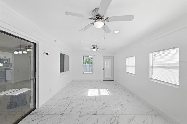 11807 NICKLAUS CIRCLE, Tampa, FL 33624