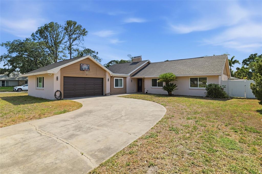 11807 NICKLAUS CIRCLE, Tampa, FL 33624