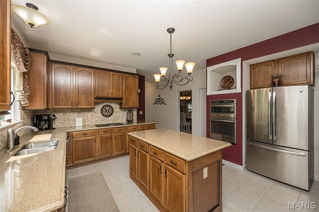 1671 Whispering Hollow Court, Wildwood, MO 63038