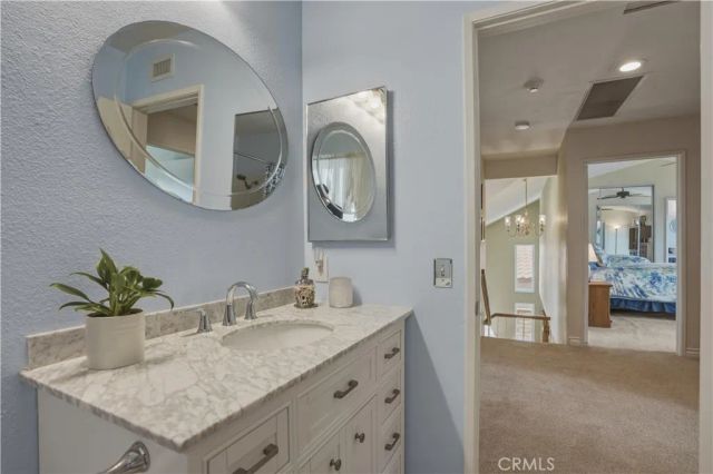 20530 Caitlin, Saugus, CA 91350