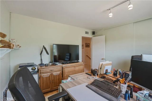 20530 Caitlin, Saugus, CA 91350