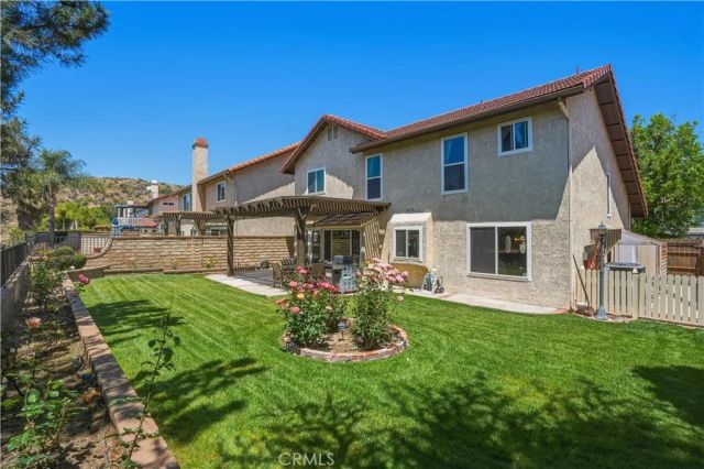 20530 Caitlin, Saugus, CA 91350