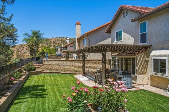 20530 Caitlin, Saugus, CA 91350