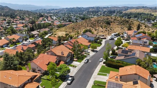 20530 Caitlin, Saugus, CA 91350