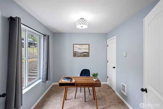 2368 Sand Dollar Road W, Bremerton, WA 98312