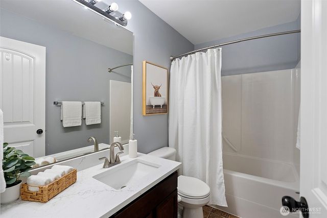 2368 Sand Dollar Road W, Bremerton, WA 98312