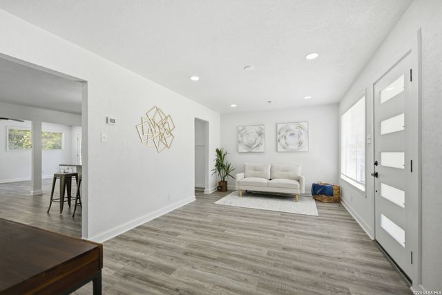 3615 Warpath, San Antonio, TX 78238