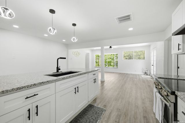 3615 Warpath, San Antonio, TX 78238
