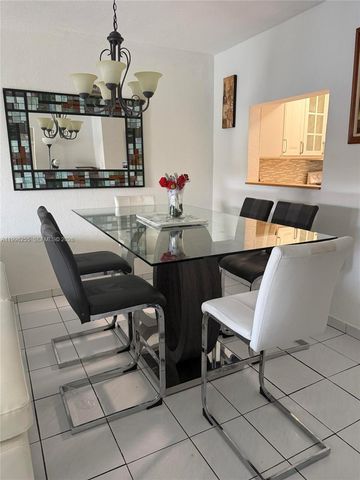 17050 NE 14th Ave 315, Miami, FL 33162