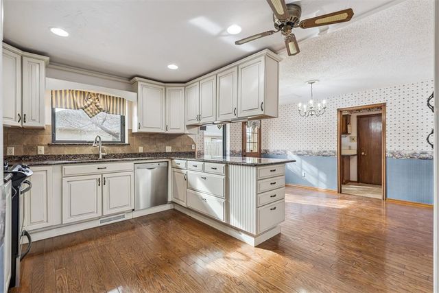 3501 Vickie Drive, Del City, OK 73162