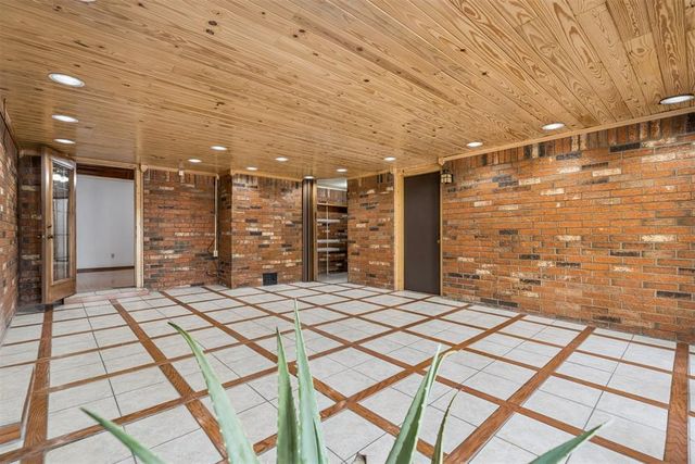 3501 Vickie Drive, Del City, OK 73162