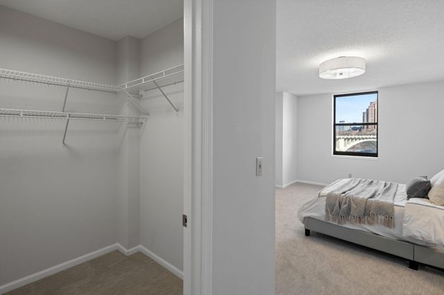 401 S 1st Street 213, Minneapolis, MN 55401