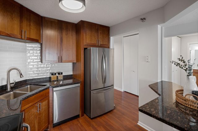 401 S 1st Street 213, Minneapolis, MN 55401