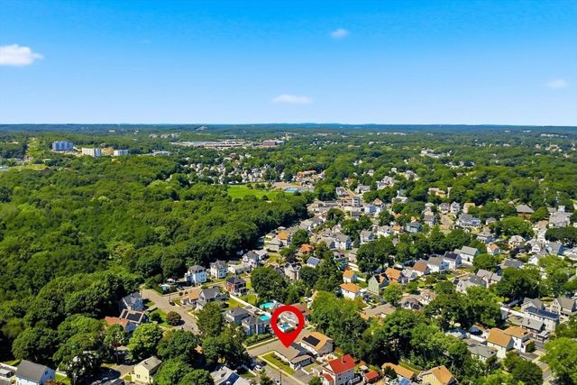34 Avon St, Saugus, MA 01906