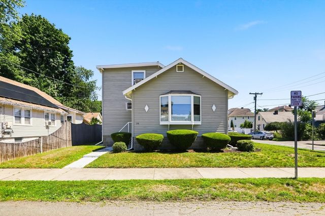 34 Avon St, Saugus, MA 01906