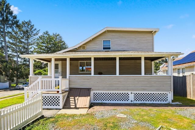 34 Avon St, Saugus, MA 01906