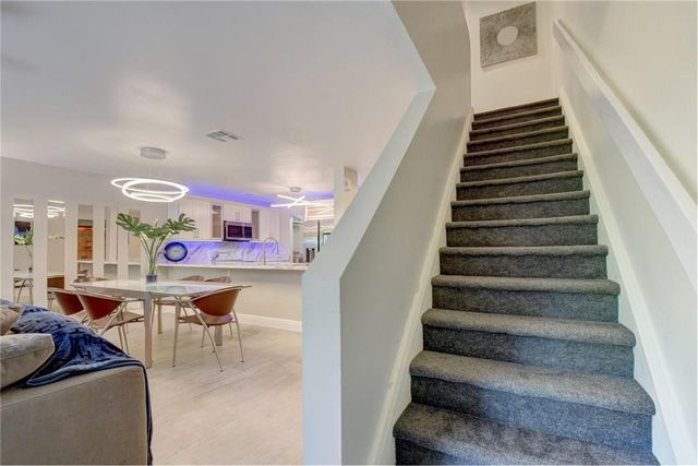 246 Avenue L, Delray Beach, FL 33483