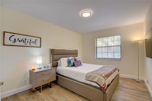 246 Avenue L, Delray Beach, FL 33483