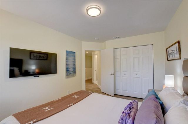 246 Avenue L, Delray Beach, FL 33483