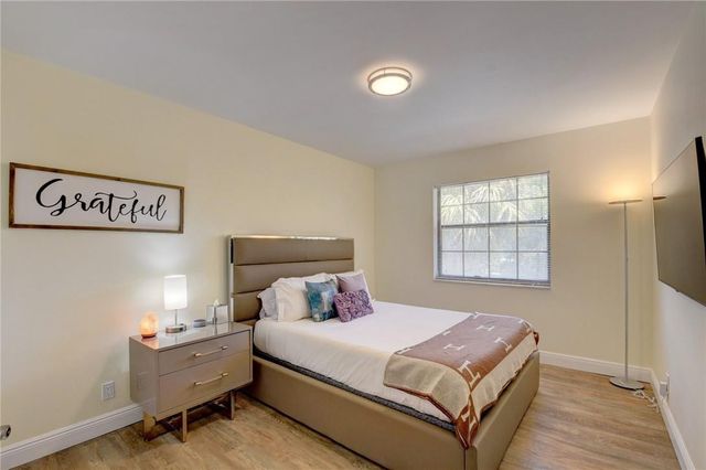 246 Avenue L, Delray Beach, FL 33483