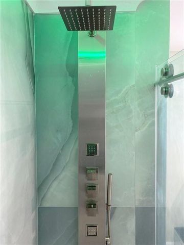 246 Avenue L, Delray Beach, FL 33483