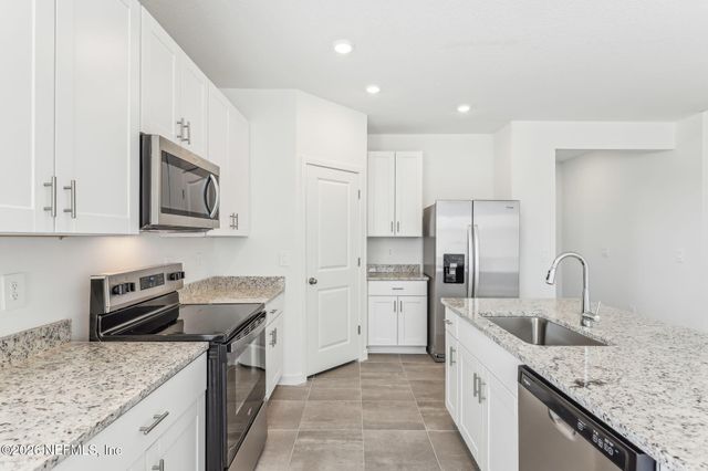 3406 BELLA SERA Lane, Green Cove Springs, FL 32043