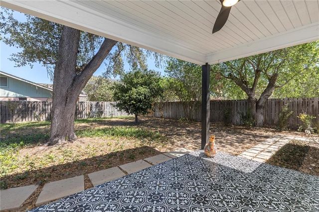 121 E Fresno Avenue, Mcallen, TX 78501