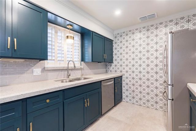 121 E Fresno Avenue, Mcallen, TX 78501