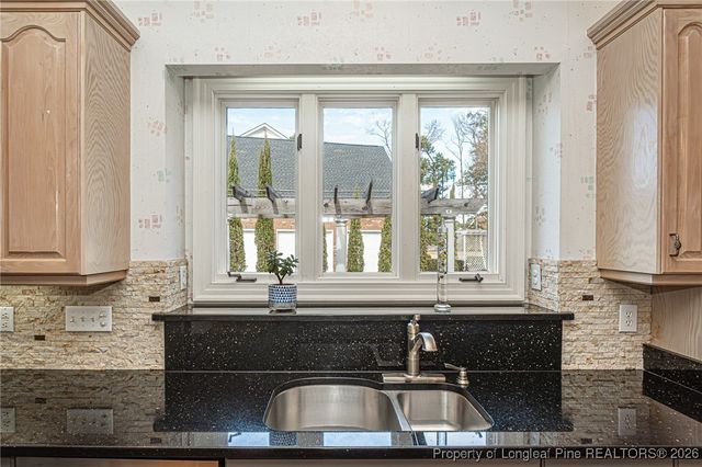 6486 Summerchase Drive, Fayetteville, NC 28311