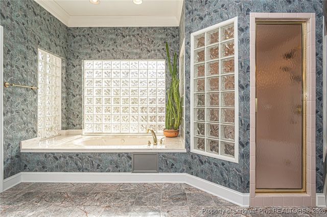 6486 Summerchase Drive, Fayetteville, NC 28311