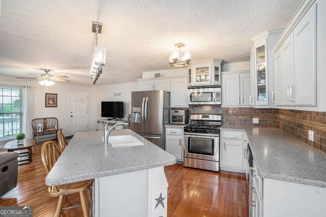 205 Calloway Club Drive, Rockmart, GA 30153