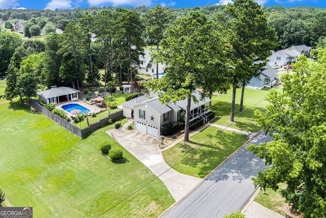205 Calloway Club Drive, Rockmart, GA 30153